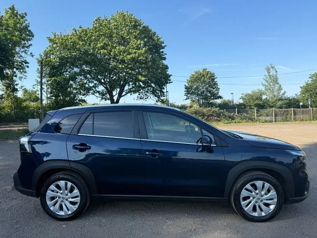 Used Suzuki SX4 115 HP (84 kW) 2024 Blue SUV