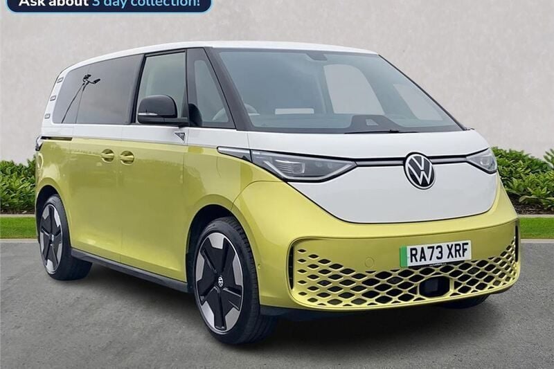 White Used 2024 VW ID. Buzz Pro Van | £41,145 (Fair price) - Image 1/4
