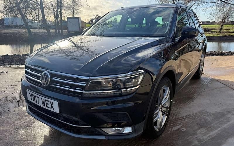 Used VW Tiguan SEL 180 HP (132 kW) 2017 Black SUV