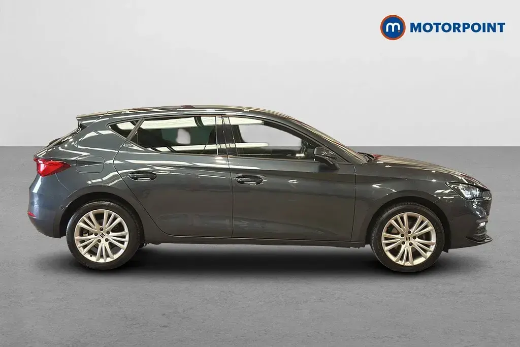 Used Seat Leon SE Dynamic 2022 Grey Hatchback