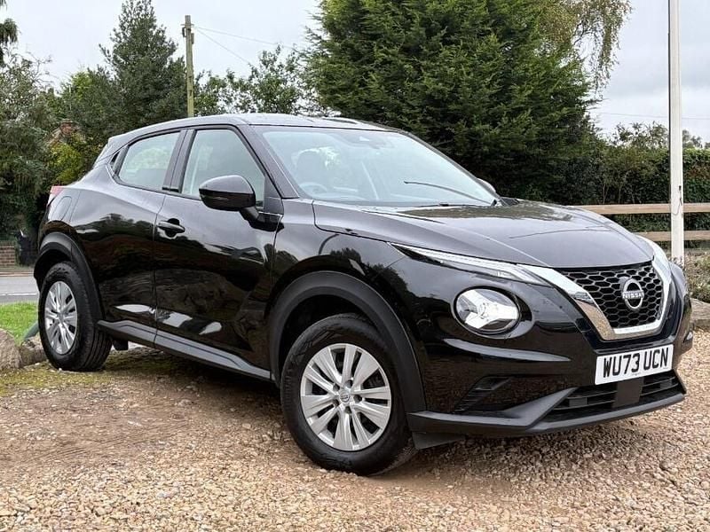 Black Used 2023 Nissan Juke Visia SUV | £12,201 (Super price) - Image 1/4