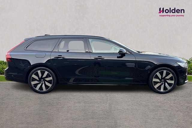 Used Volvo V90 Plus 345 HP (253 kW) 2024 Black Estate