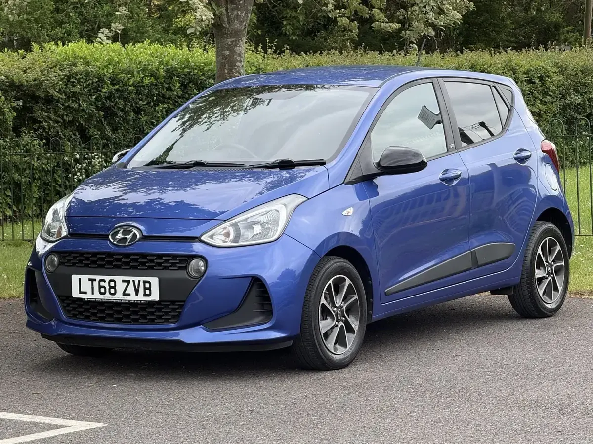 Used Hyundai i10 GO! 67 HP (49 kW) 2018 Blue Hatchback