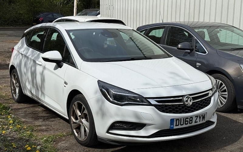 Used Vauxhall Astra SRi 150 HP (110 kW) 2019 Hatchback