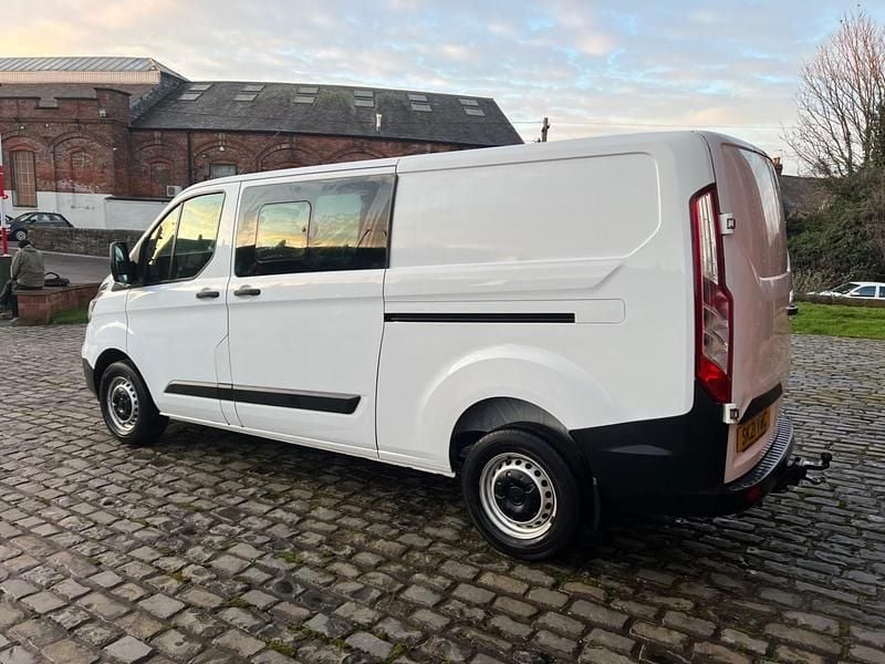 Used Ford Transit Custom 130 HP (95 kW) 2021 White Van