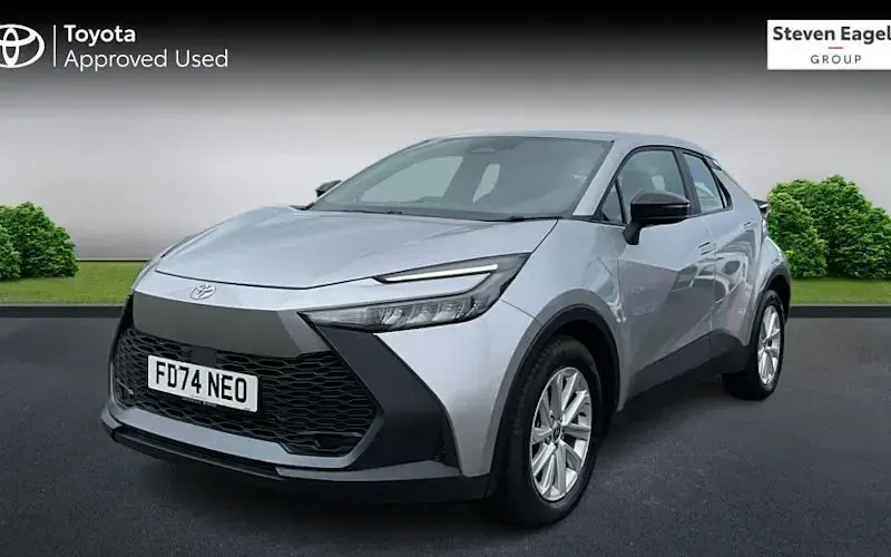 Used Toyota C-HR 140 HP (102 kW) 2026 SUV