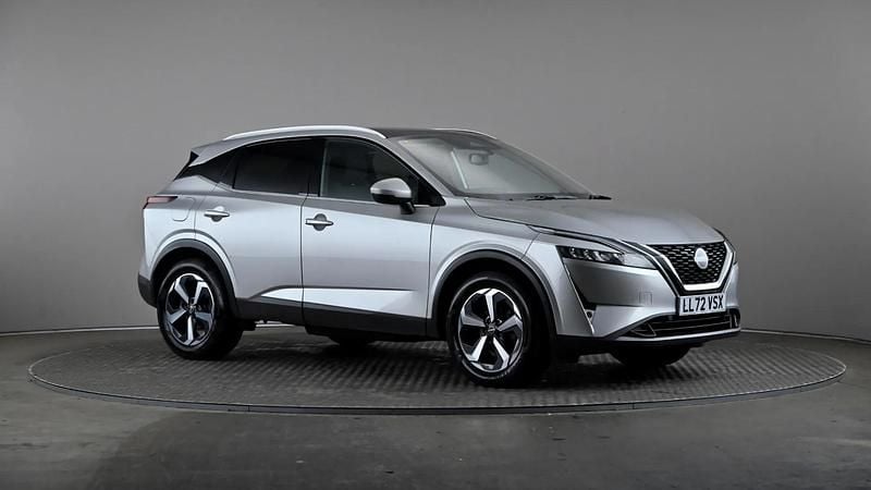 Silver Used 2022 Nissan Qashqai N-Connecta SUV | £14,798 (Fair price) - Image 1/4