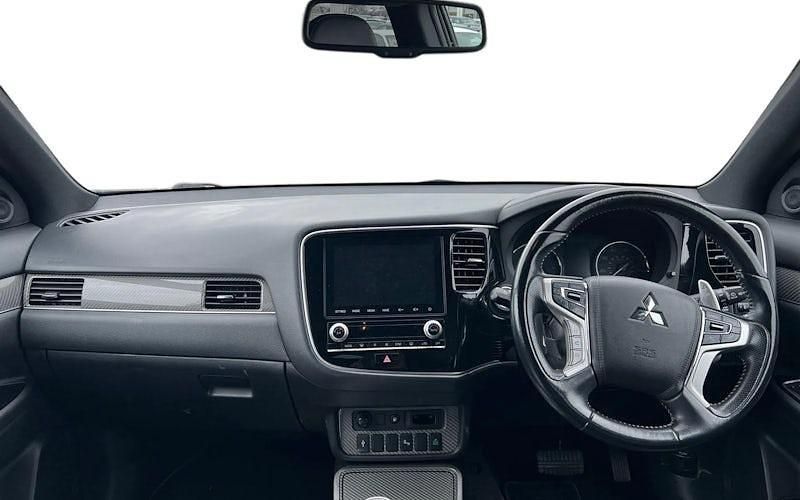 Used Mitsubishi Outlander P-HEV 224 HP (164 kW) 2020 Grey Estate