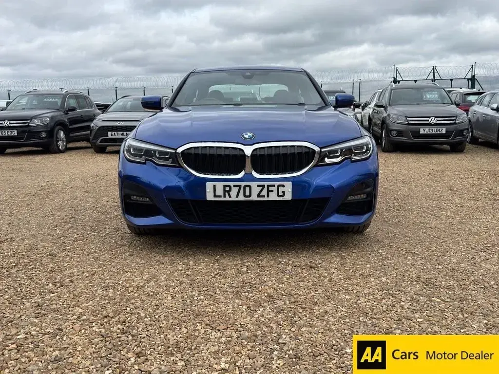 Begagnad BMW 330e M Sport 292 HK (214 kW) 2020 Blå Sedan
