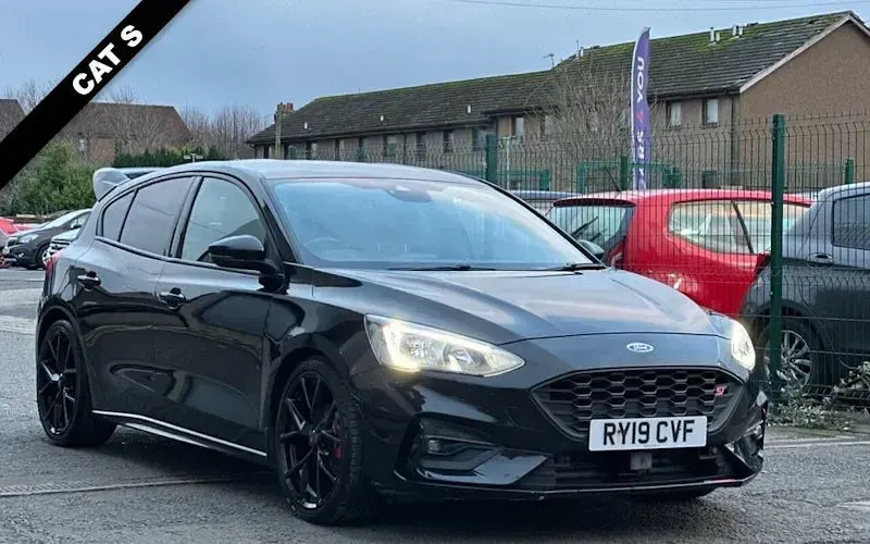 Used Ford Focus ST-Line 120 HP (88 kW) 2020 Hatchback