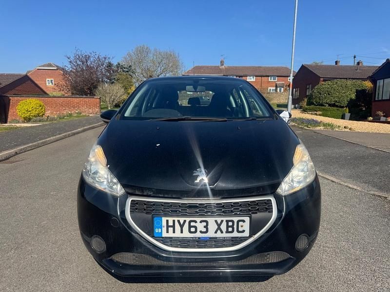 Used Peugeot 208 Access 2013 Black Hatchback