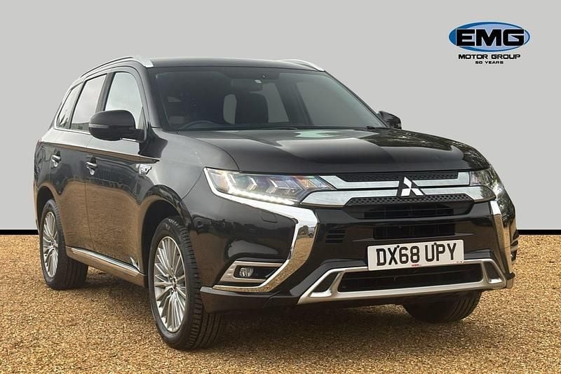 Black Used 2018 Mitsubishi Outlander SUV | £12,445 (Fair price) - Image 1/3