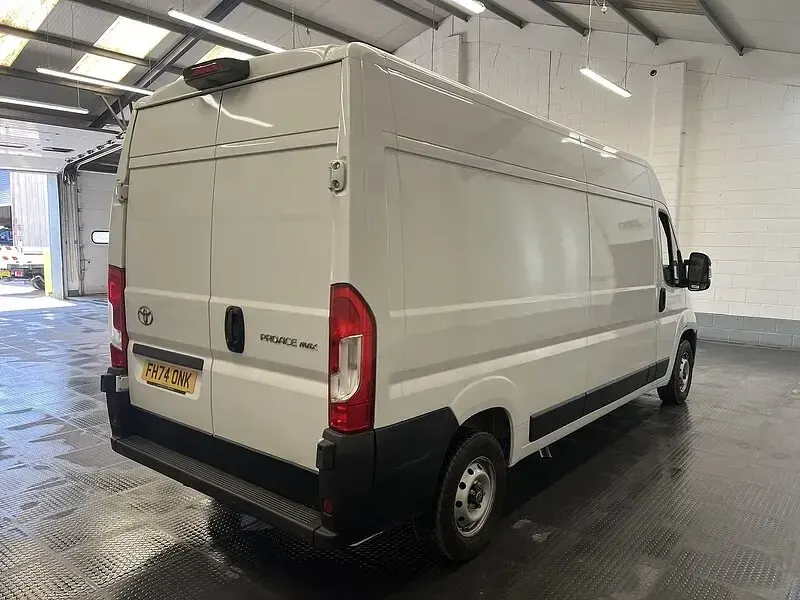 Used Toyota Proace H2 2025 White MPV