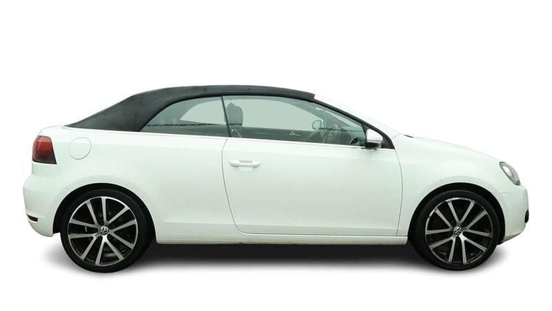 Used VW Golf Cabriolet GT 140 HP (102 kW) 2015 White Cabriolet