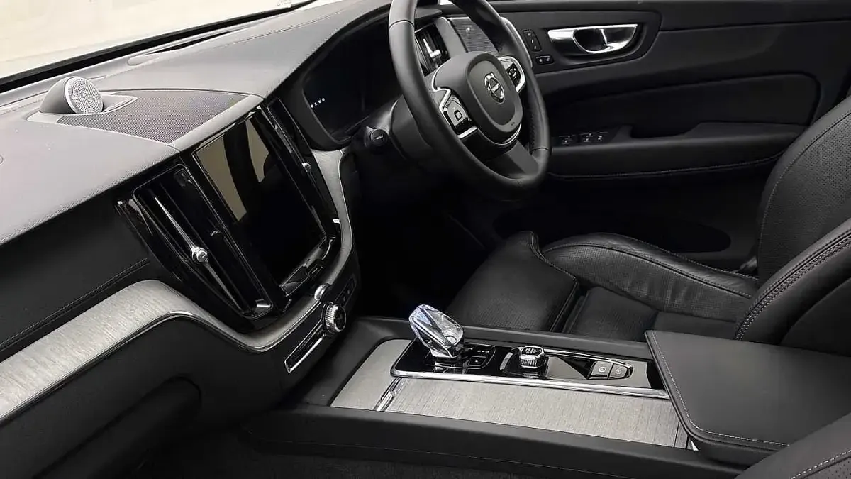 Usado Volvo XC60 Ultra 2025 Cinzento SUV