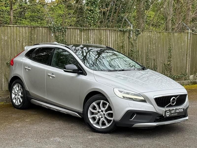 Used Volvo V40 Pro 2018 Silver Hatchback
