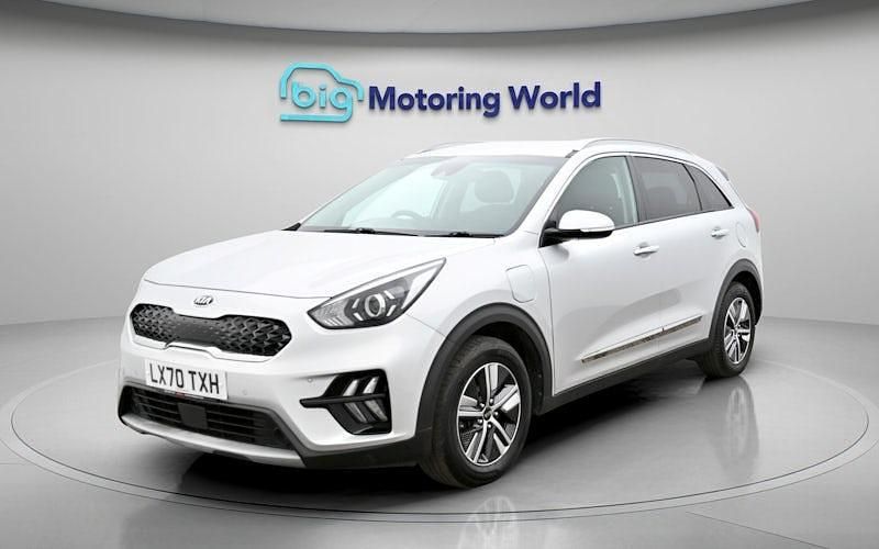Used Kia Niro 141 HP (103 kW) 2020 Silver SUV