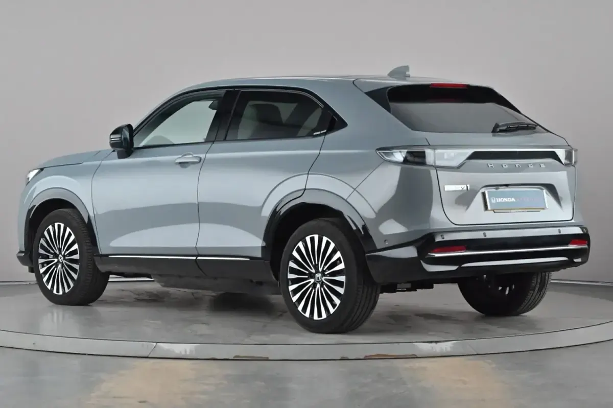 Usado Honda e Advance 150 kW (204 CV) 2025 Gris Utilitario