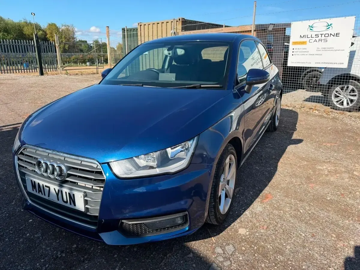 Used Audi A1 Sport 123 HP (90 kW) 2017 Blue Hatchback
