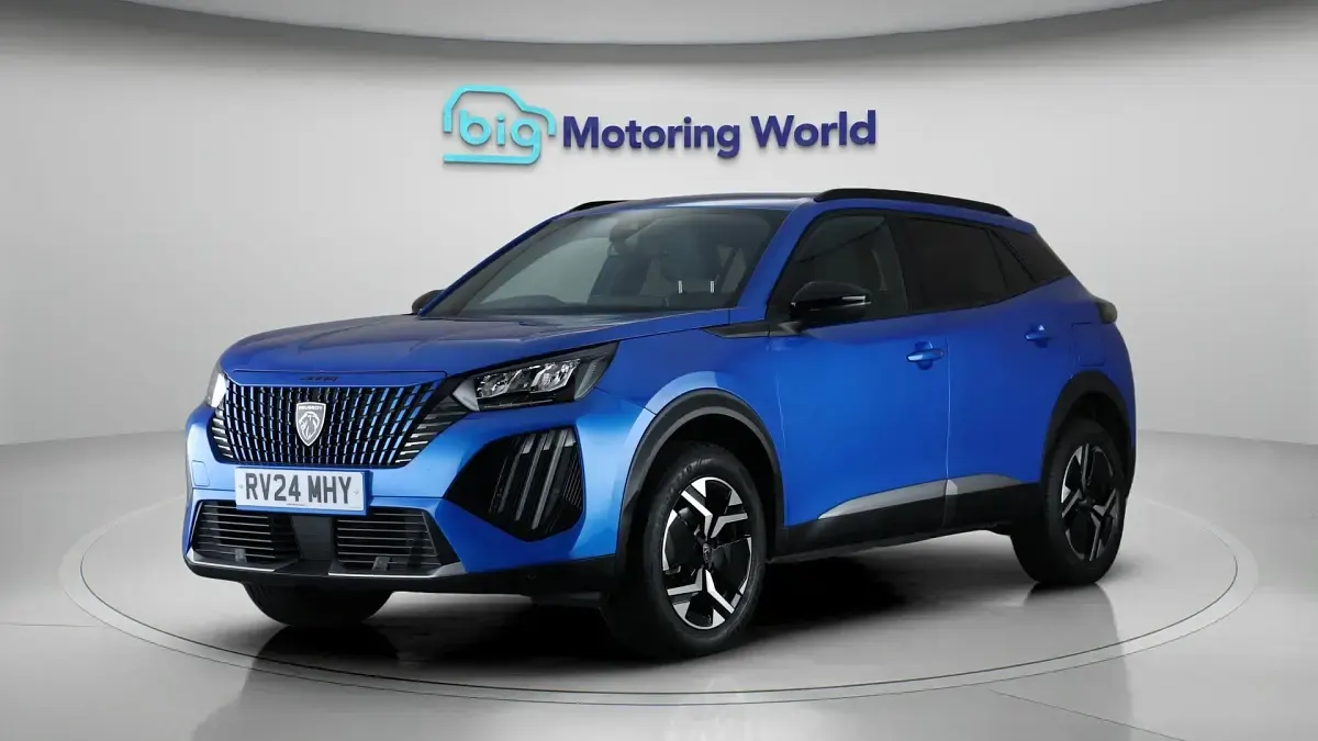 Used Peugeot 2008 Allure 131 HP (96 kW) 2024 Blue SUV