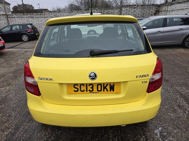 Used Skoda Fabia Elegance 105 HP (77 kW) 2013 Yellow Hatchback
