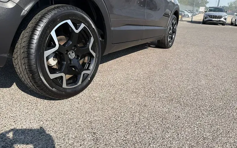 Used Vauxhall Crossland Ultimate 131 HP (96 kW) 2023 Grey SUV