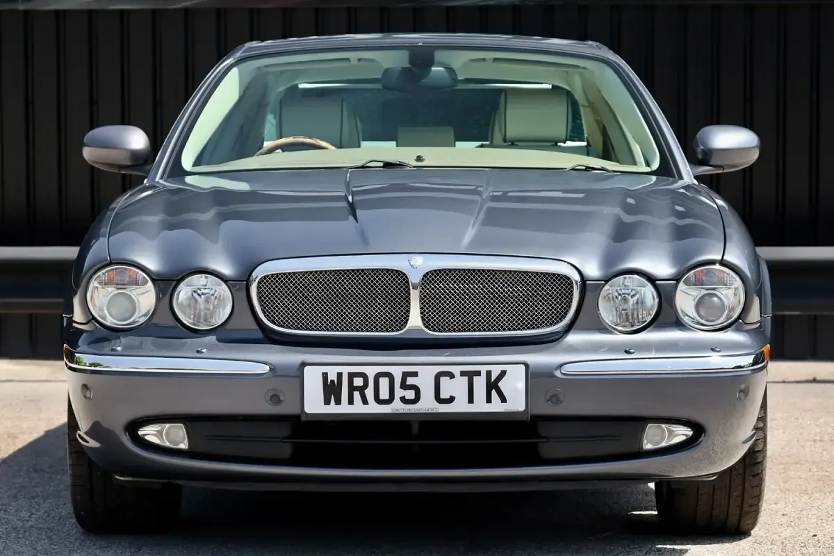 Used Jaguar XJ8 Sovereign 2005 Grey Sedan