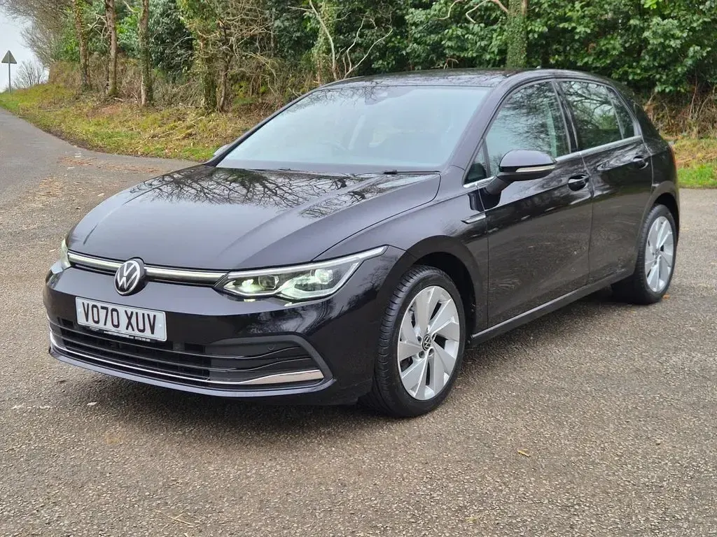 Used VW Golf VII Style 130 HP (95 kW) 2020 Black Hatchback