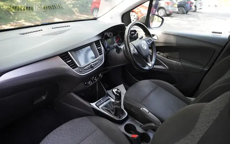 Used Vauxhall Crossland X 99 HP (72 kW) 2018 Black SUV