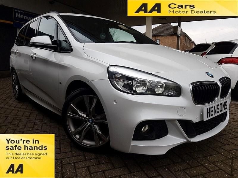 White Used 2016 BMW 218 Gran Tourer M Sport MPV | £11,995 - Image 1/4