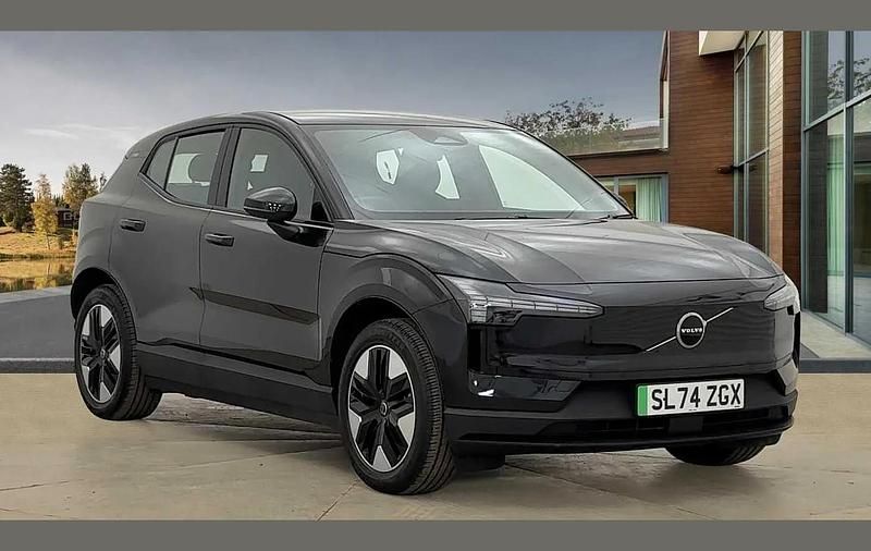 Black Used 2024 Volvo EX30 Plus SUV | £23,990 (Super price) - Image 1/4