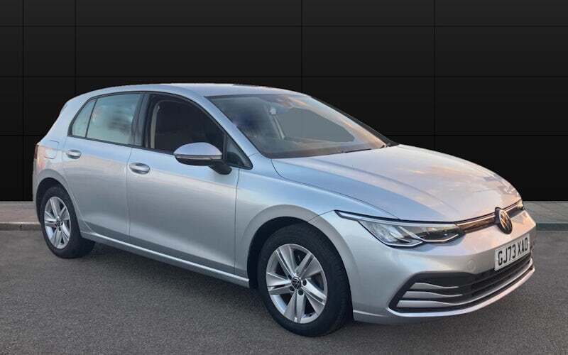 Used 2023 VW Golf VIII Life Hatchback | £21,242 (Good price) - Image 1/4