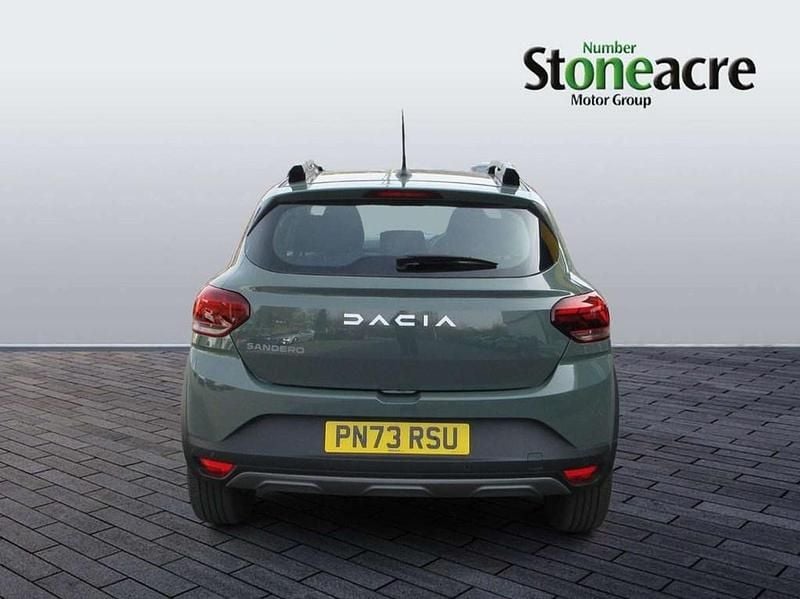 Used Dacia Sandero Journey 91 HP (66 kW) 2023 Green SUV