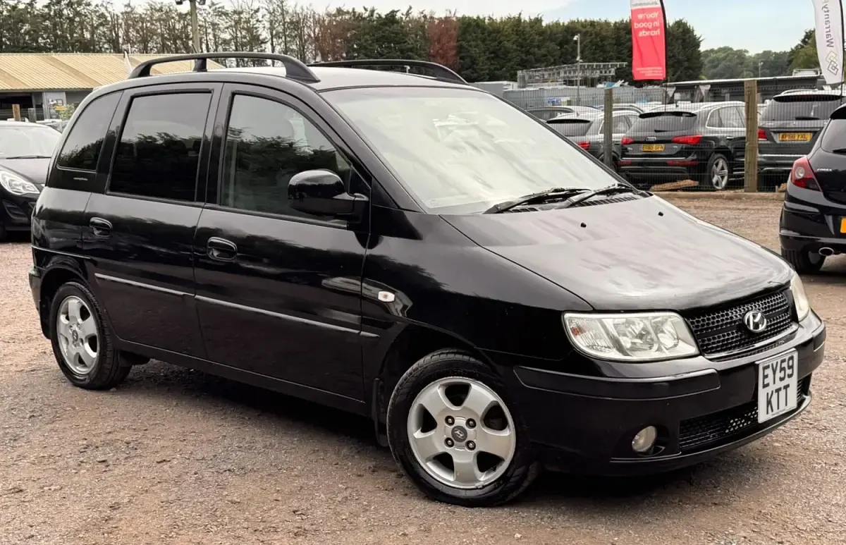 Used Hyundai Matrix 103 HP (75 kW) 2009 Black MPV