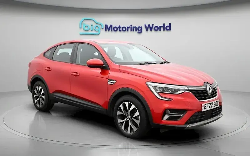 Used Renault Arkana Iconic 145 HP (106 kW) 2022 Red SUV