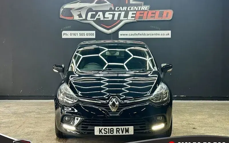 Used Renault Clio IV Dynamique 90 HP (66 kW) 2018 Black Hatchback