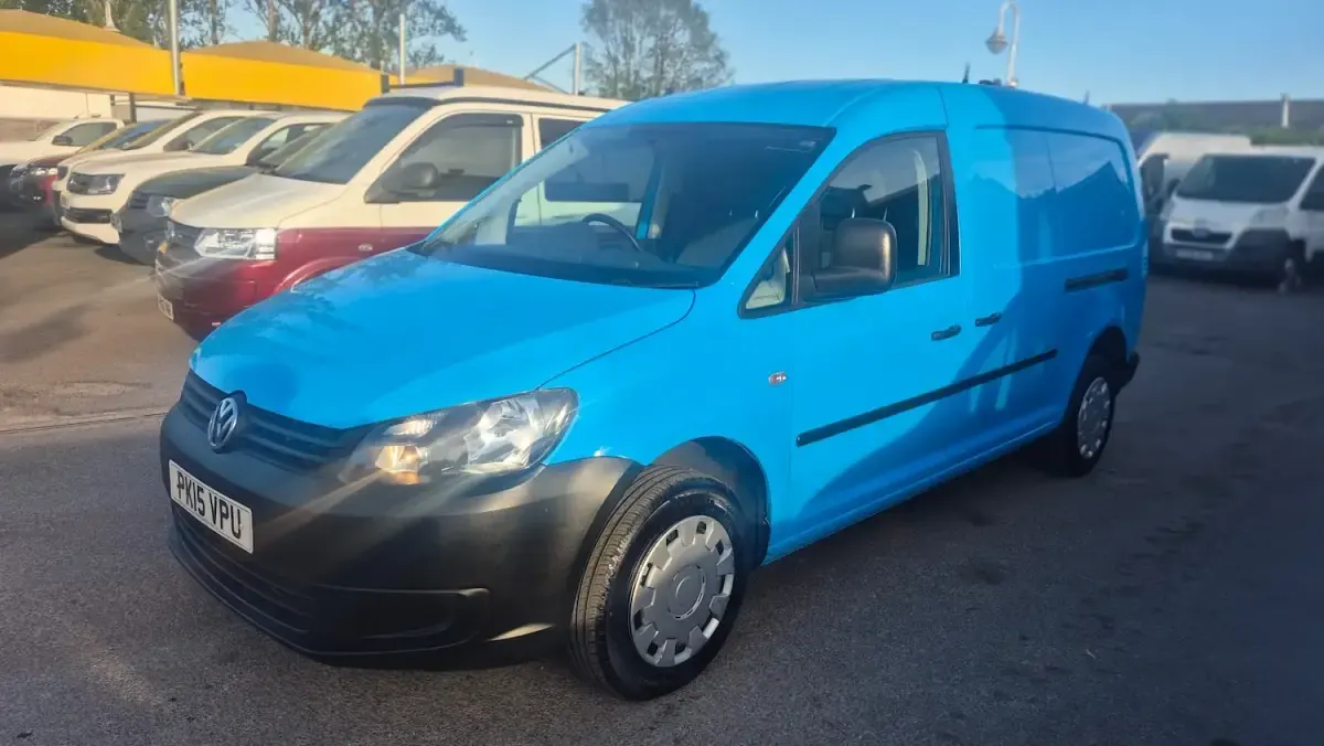 Used VW Caddy Startline 102 HP (75 kW) 2015 Blue MPV