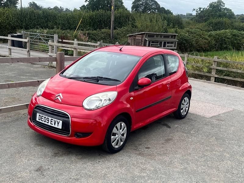 Red Used 2009 Citroën C1 VTR Sport Hatchback | £2,595 (Fair price) - Image 1/3
