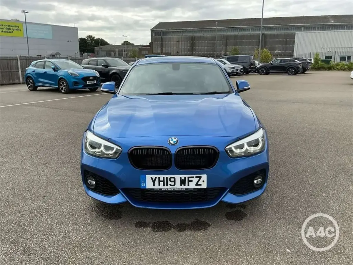 Used BMW 118 Efficient Dynamics 2019 Blue Hatchback