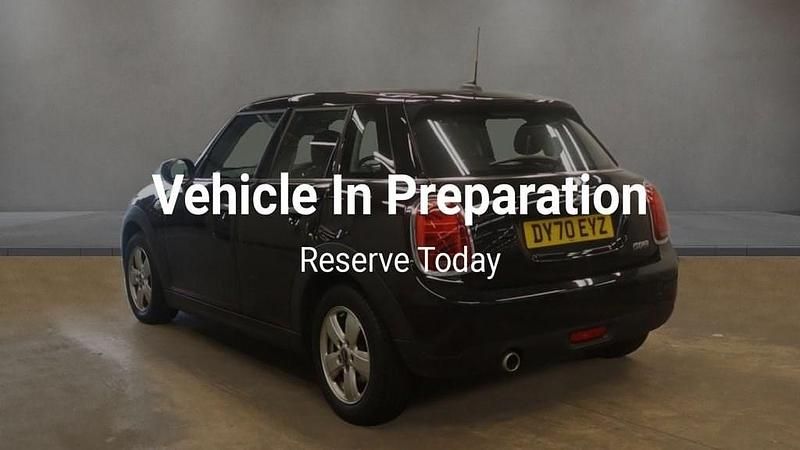 Used Mini Cooper Classic 134 HP (98 kW) 2020 Black Hatchback