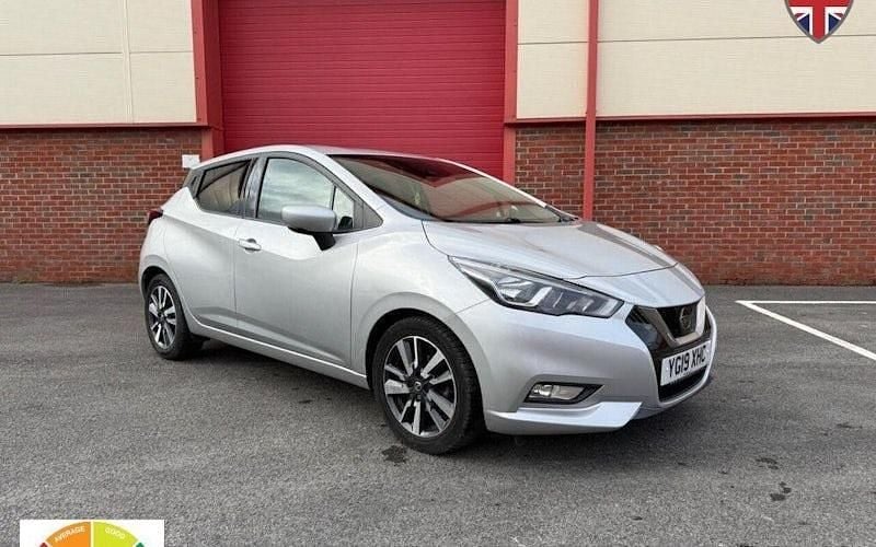 Used Nissan Micra N-Connecta 90 HP (66 kW) 2019 Silver Hatchback