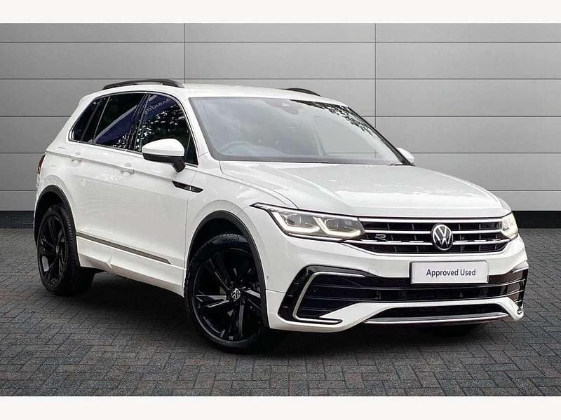 White Used 2024 VW Tiguan R-line Edition SUV | £29,941 (Fair price) - Image 1/4