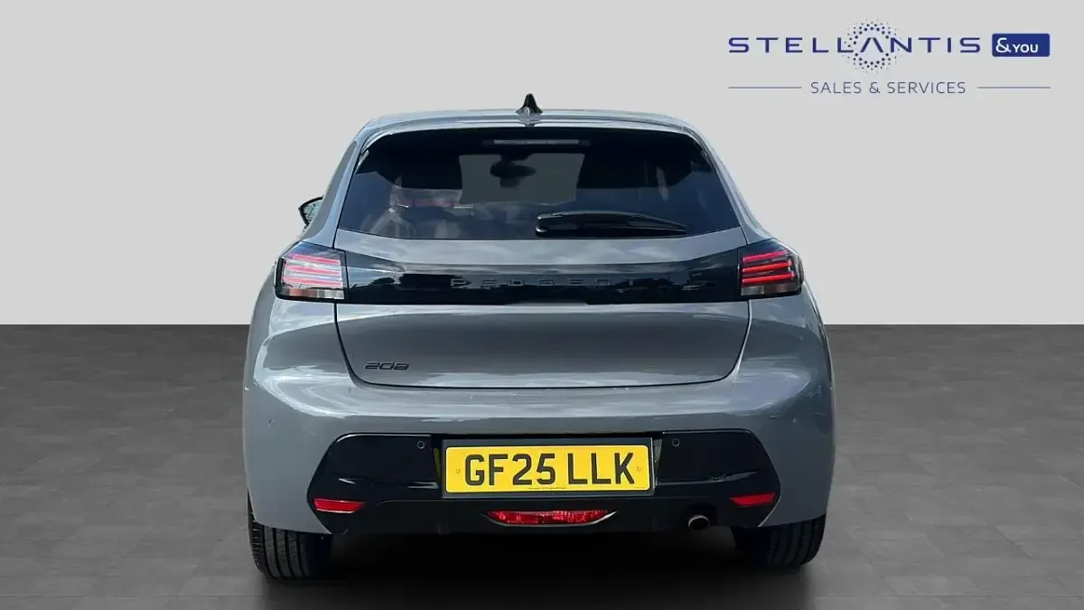 Used Peugeot 208 Allure 99 HP (72 kW) 2025 Grey Hatchback