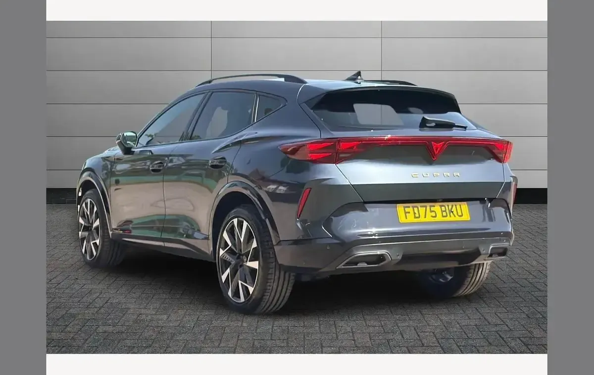Used Cupra Formentor 150 HP (110 kW) 2025 Grey SUV