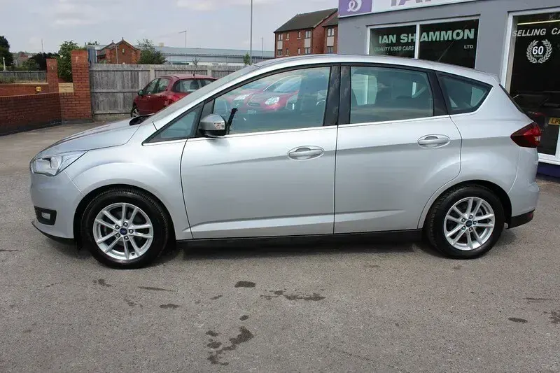 Used Ford C-MAX Zetec 2017 Silver MPV