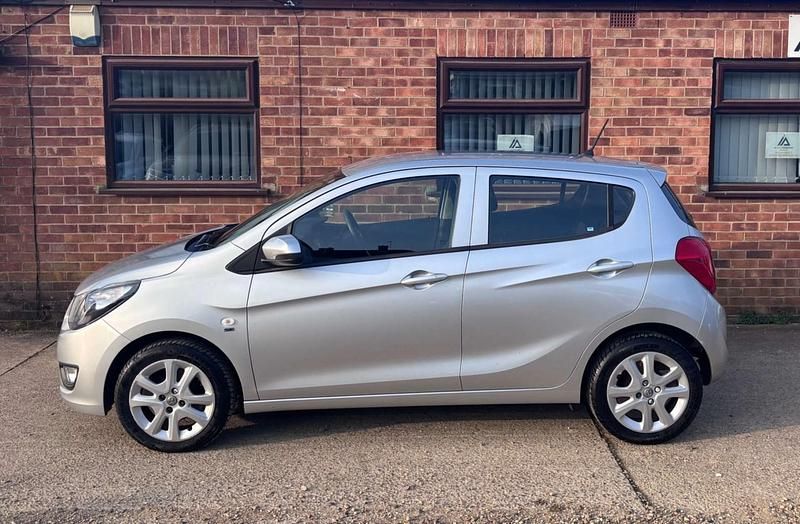 Used Vauxhall Viva 75 HP (55 kW) 2018 Silver Hatchback
