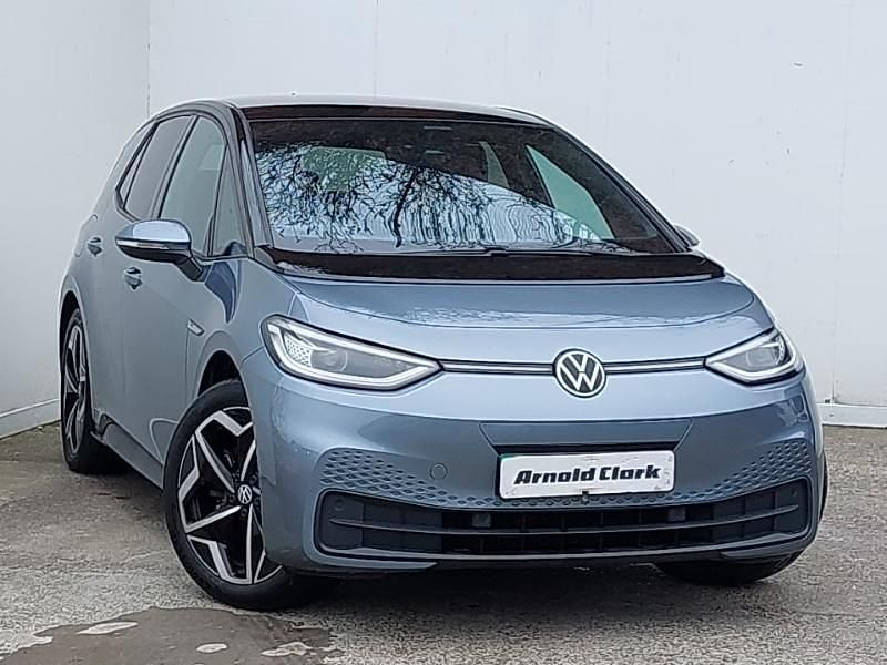 Blue Used 2020 VW ID.3 Pro Performance Hatchback | £16,998 (A bit pricey) - Image 1/4