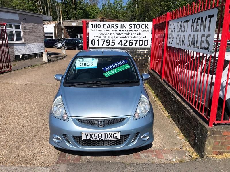 Second-hand Honda Jazz SE 82 CP (60 kW) 2008 Albastru Hatchback