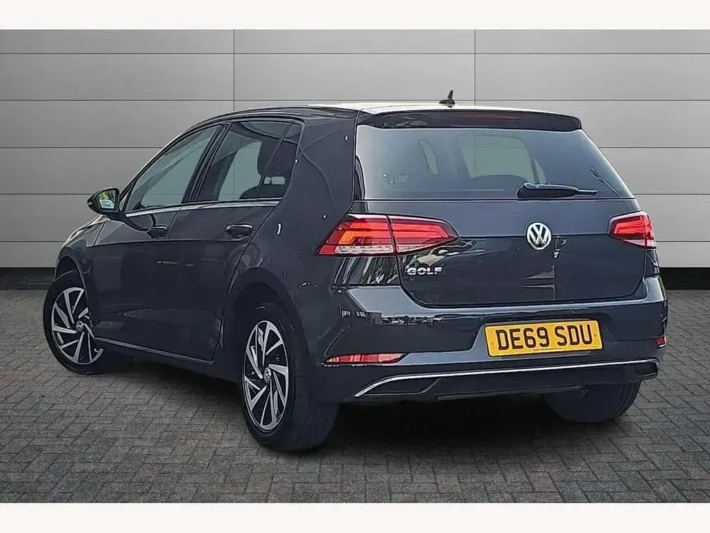 Used VW Golf VII Match 150 HP (110 kW) 2019 Grey Hatchback