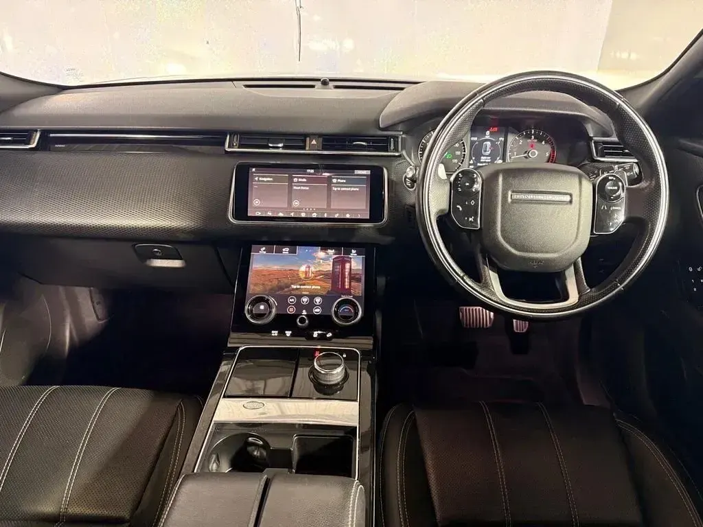 Used Land Rover Range Rover Velar R-Dynamic 240 HP (176 kW) 2018 Grey SUV